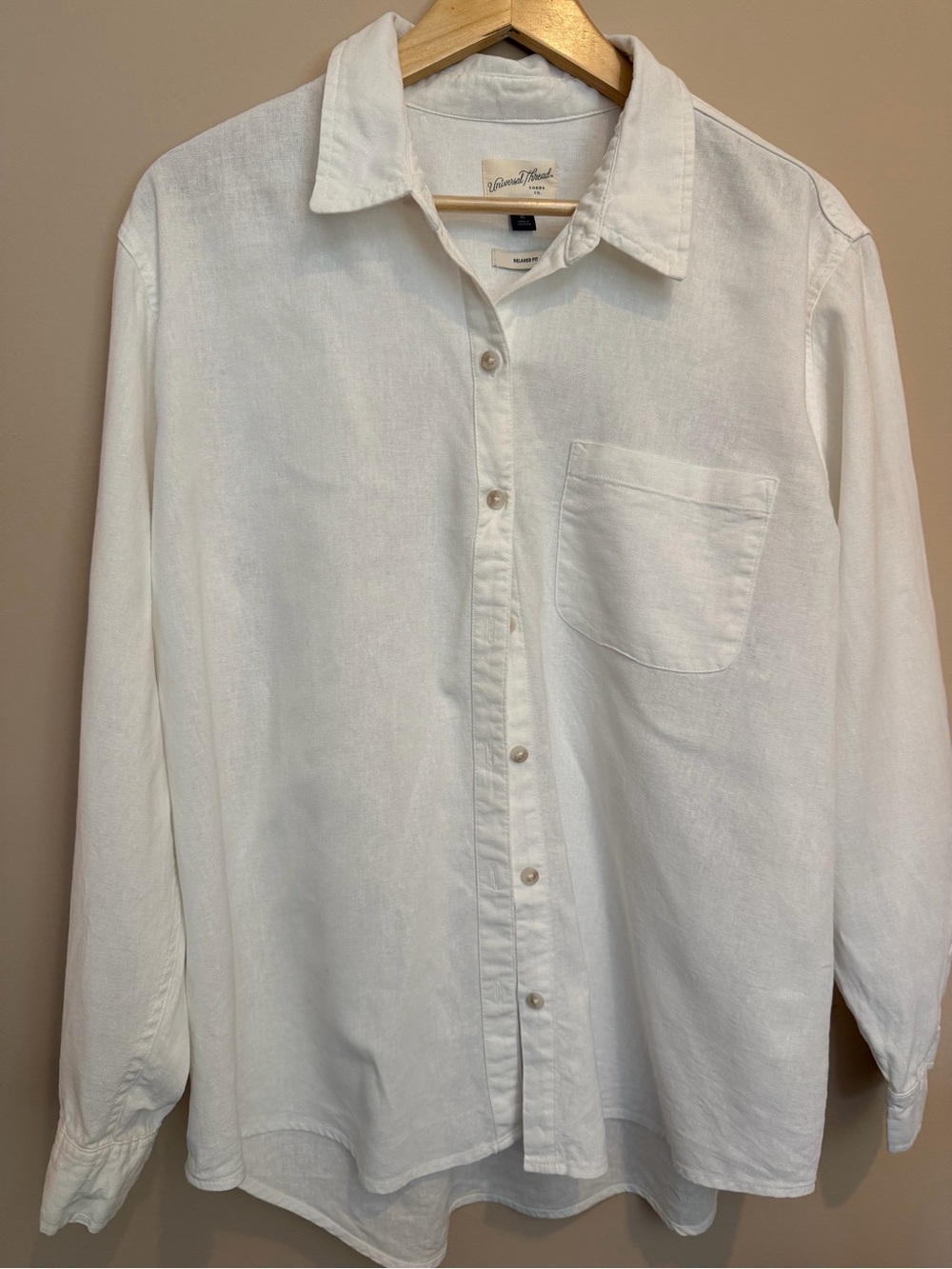 Universal Thread White Linen-Blend Button Down Shirt